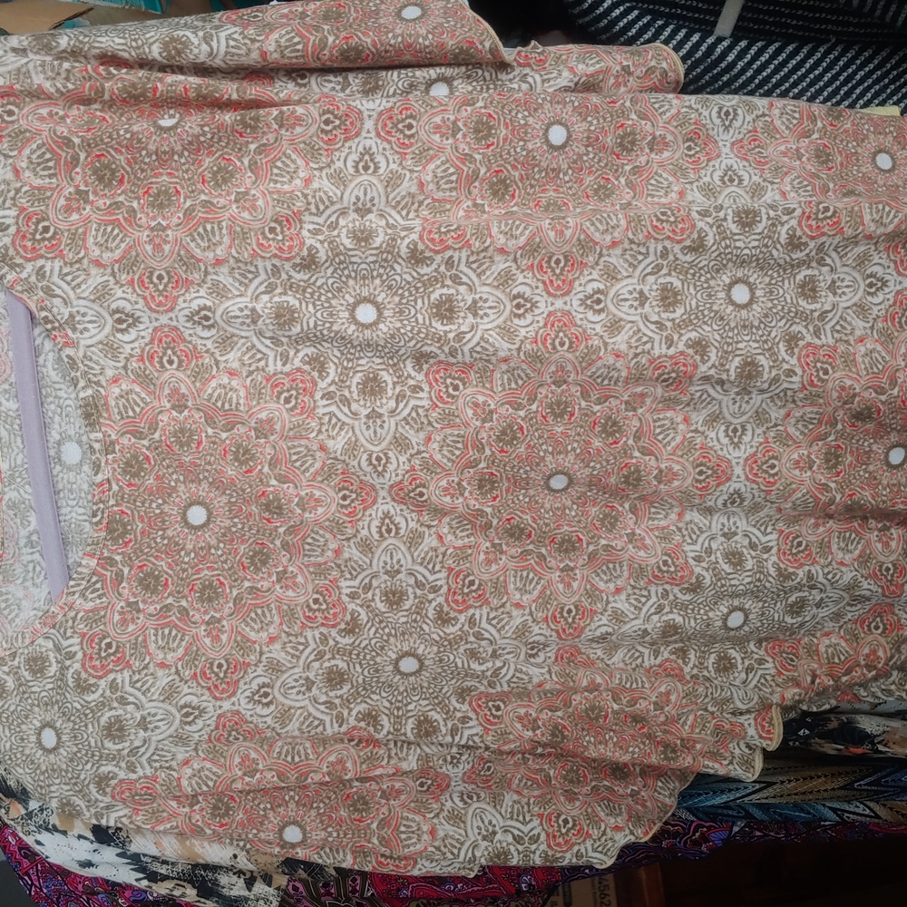 Floral Patterned Long Sleeve Top